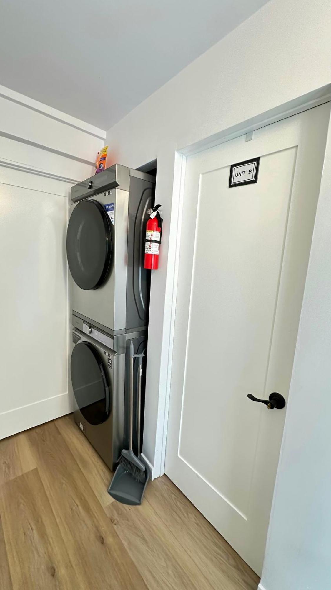 Modern 2Br Stylish & Cozy Unit Bed and Breakfast Los Angeles Buitenkant foto